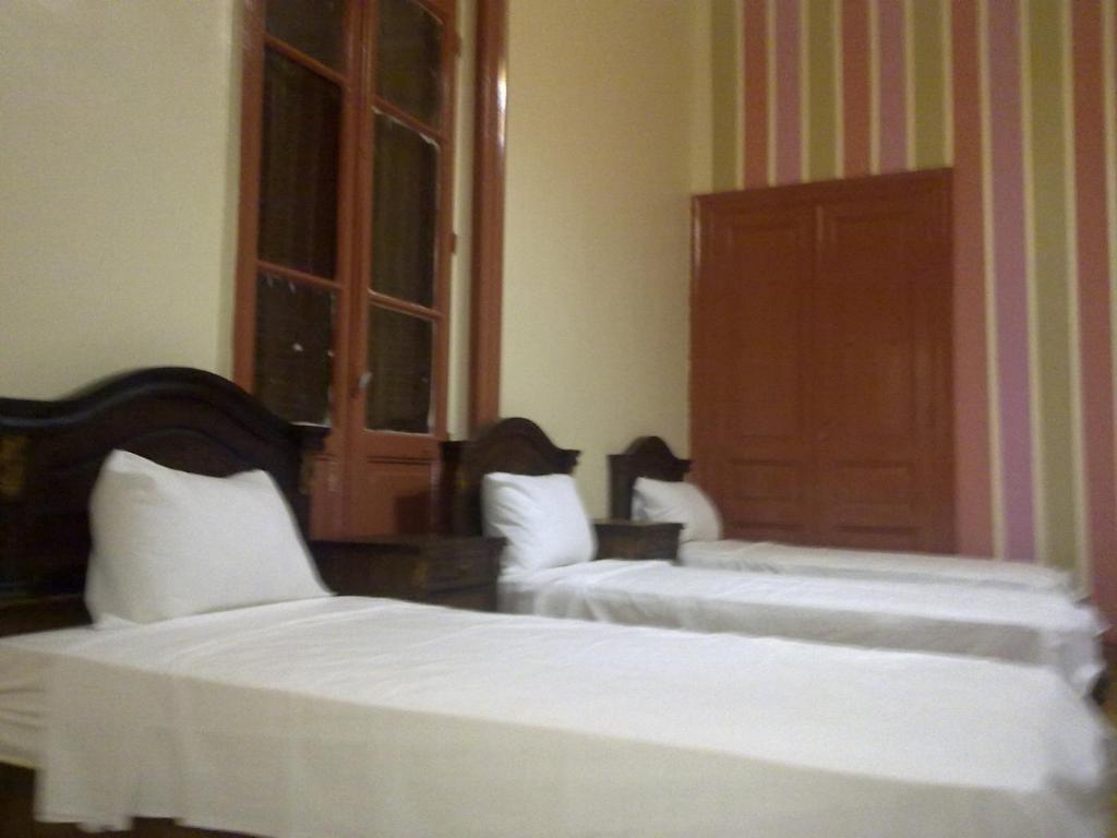 Hola Cairo Hostel Room photo